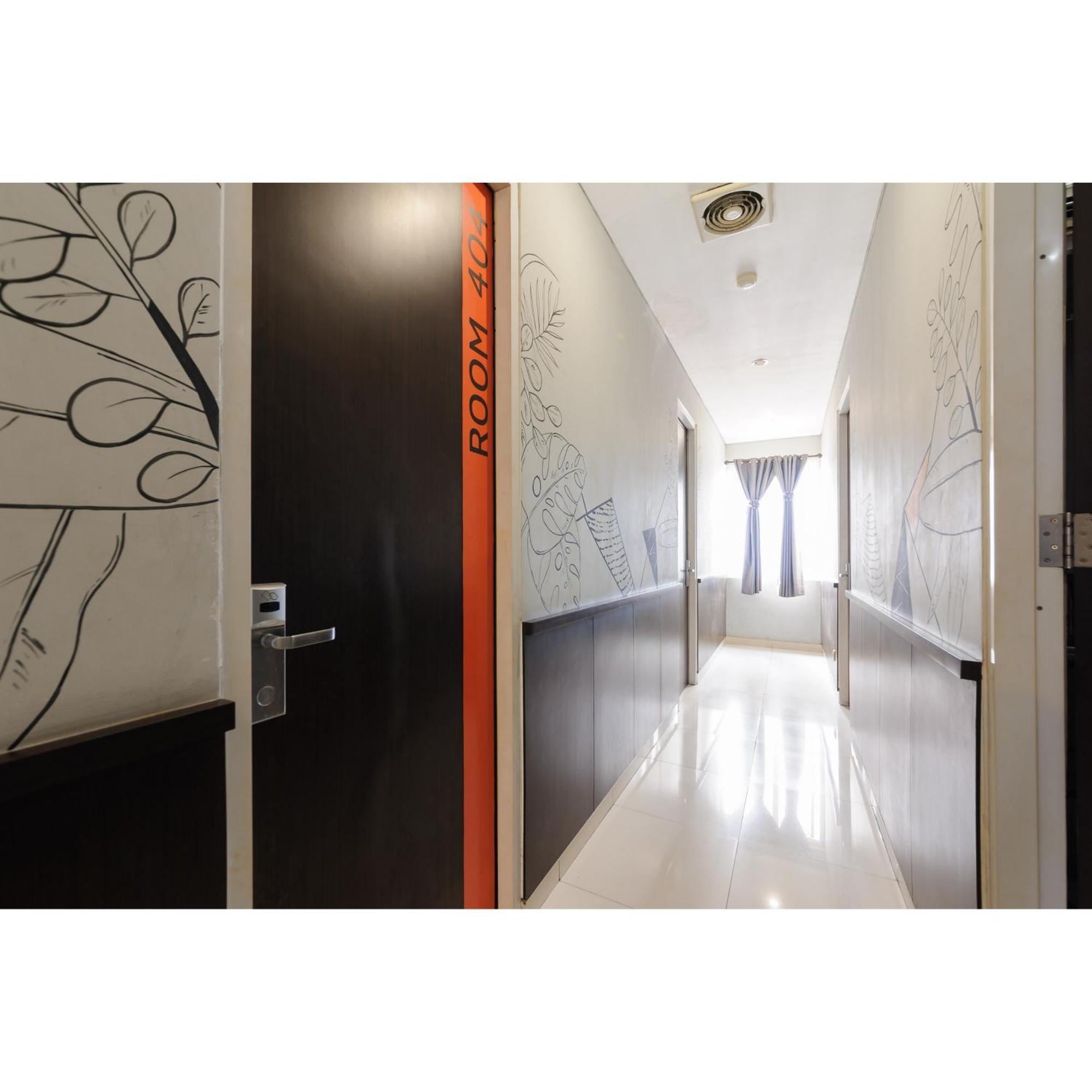 Reddoorz Plus Near Grand Indonesia Jakarta Luaran gambar